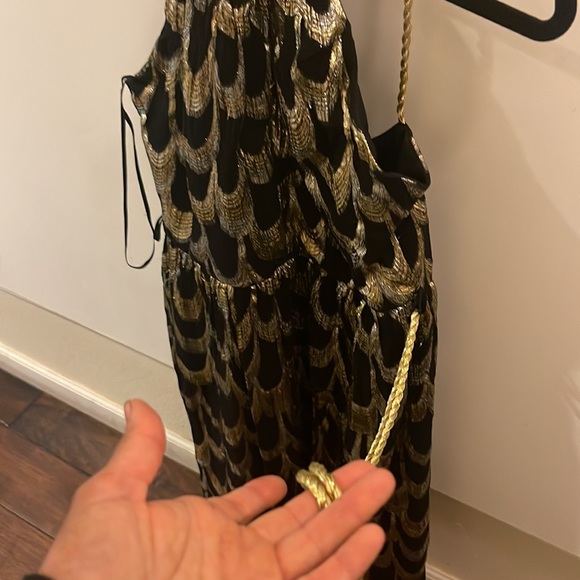 Trina Turk size four perfect for New Year’s Eve - Picture 7 of 7